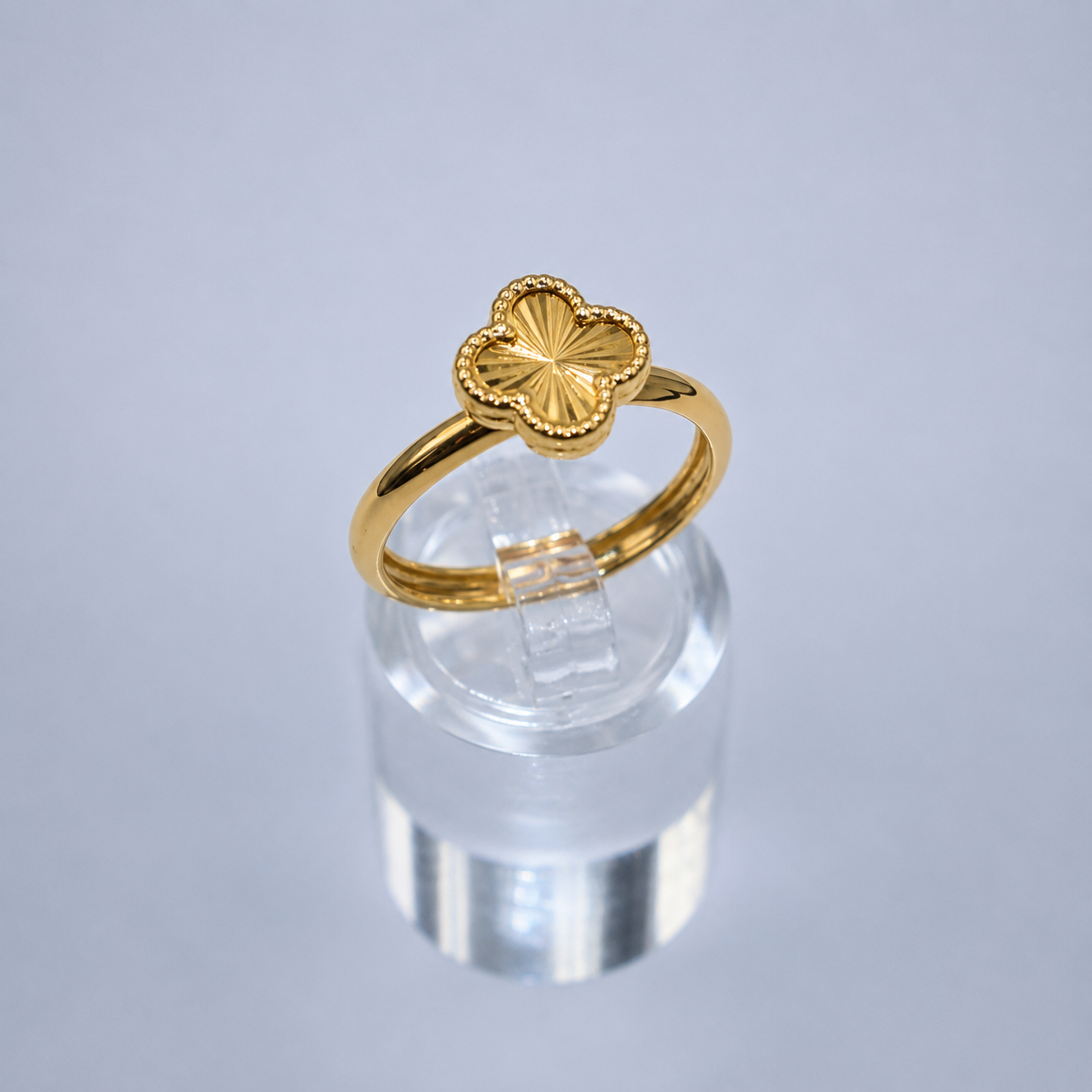 Anillo Trebol