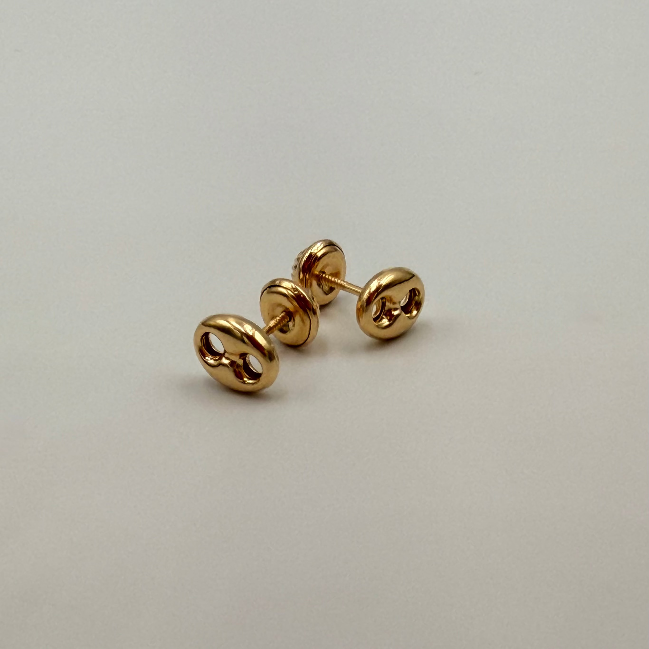 Aretes estilo topo Gucci